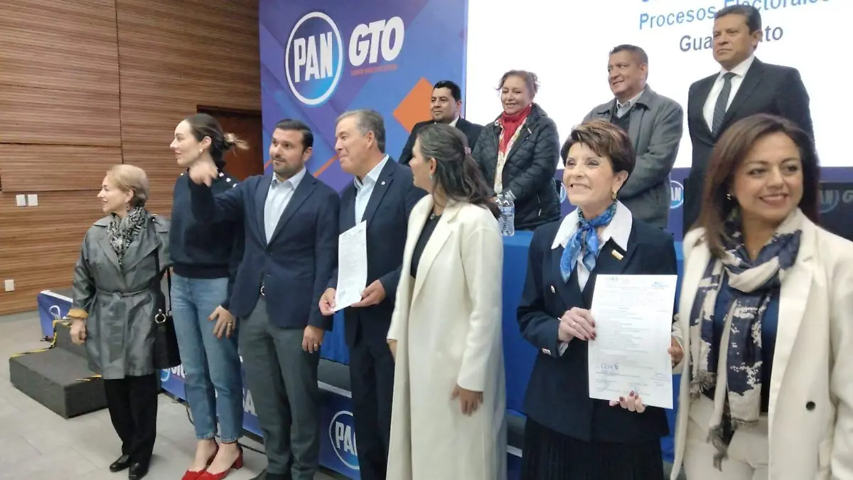 FOTO Israel -  Registro senadores PAn Marquez y Rodriguez 